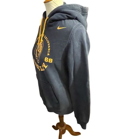 University of California Berkeley Women’s Nike Navy Blue & Gold Pullover Hoodie - Picture 4 of 9